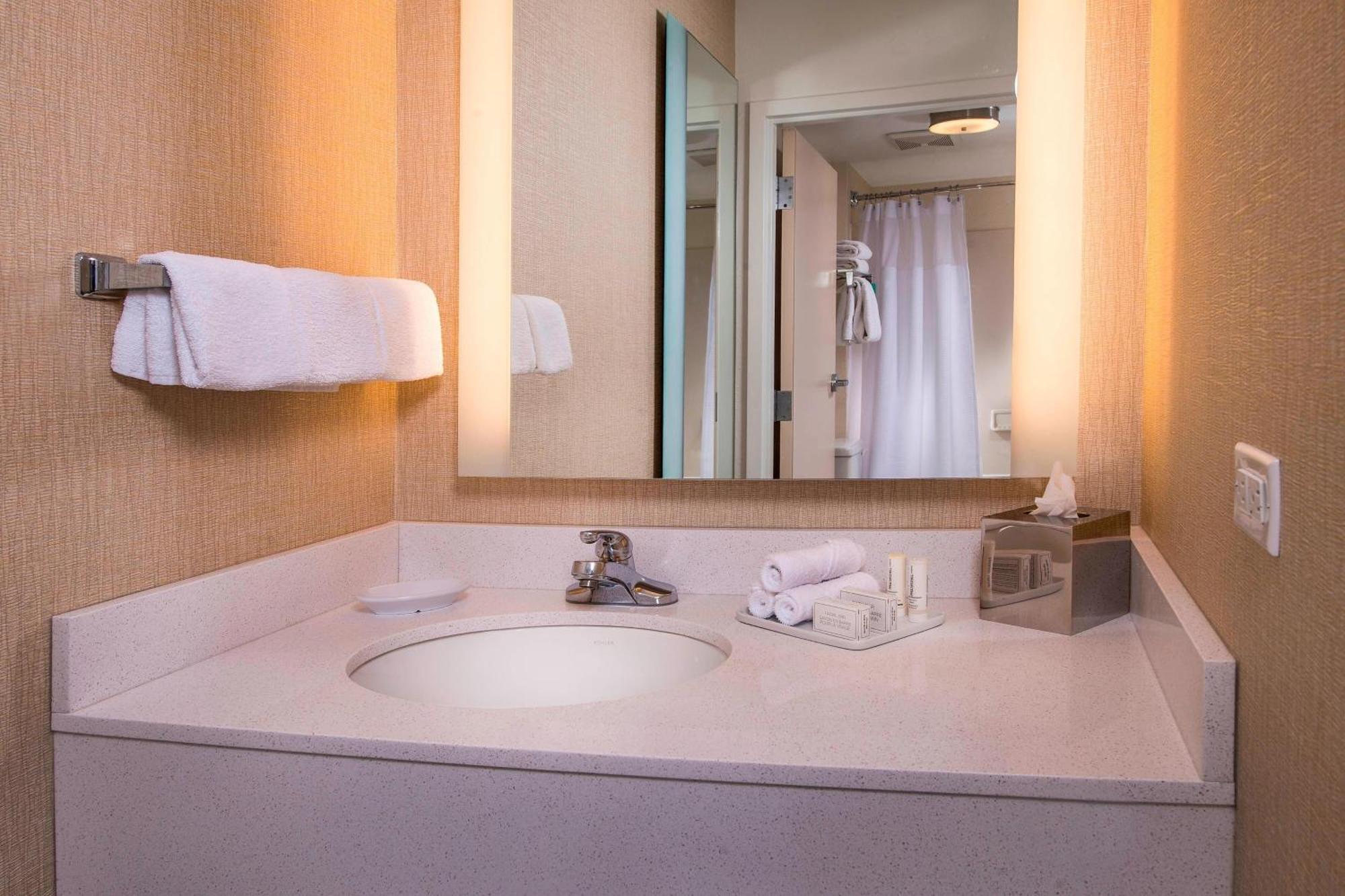 Springhill By Marriott Hotel